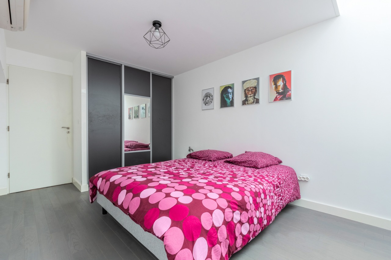 Loft triplex 4 chambres 1 bureau  une loggia de 28m Photo 13 - Paris Lille Immobilier